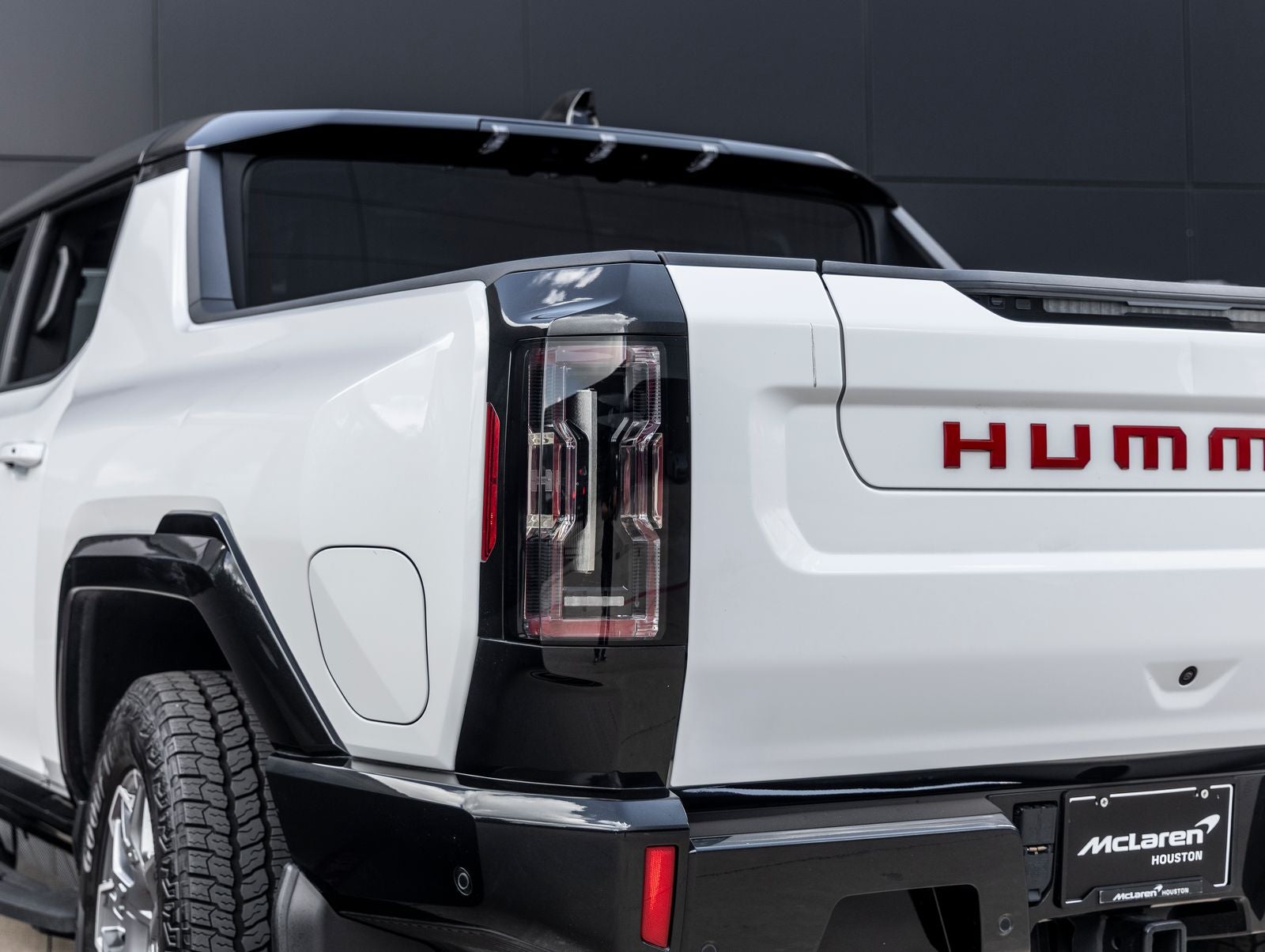 2025 GMC Hummer EV Pickup 2X