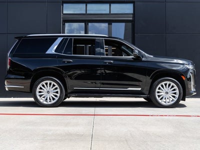 2024 Cadillac Escalade Luxury