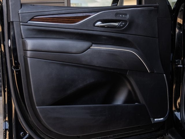 2024 Cadillac Escalade Luxury