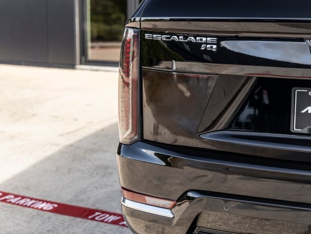 2026 Cadillac ESCALADE IQ Luxury