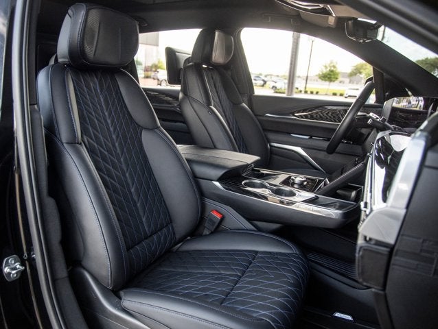 2026 Cadillac ESCALADE IQ Luxury