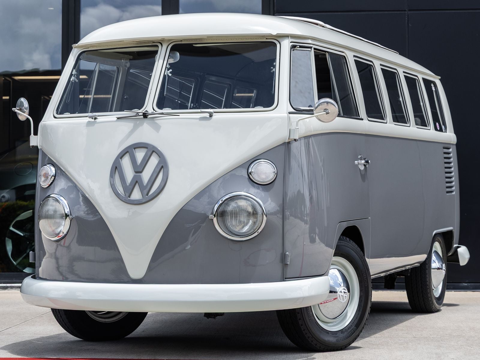 1966 Volkswagen T1 Bus Base