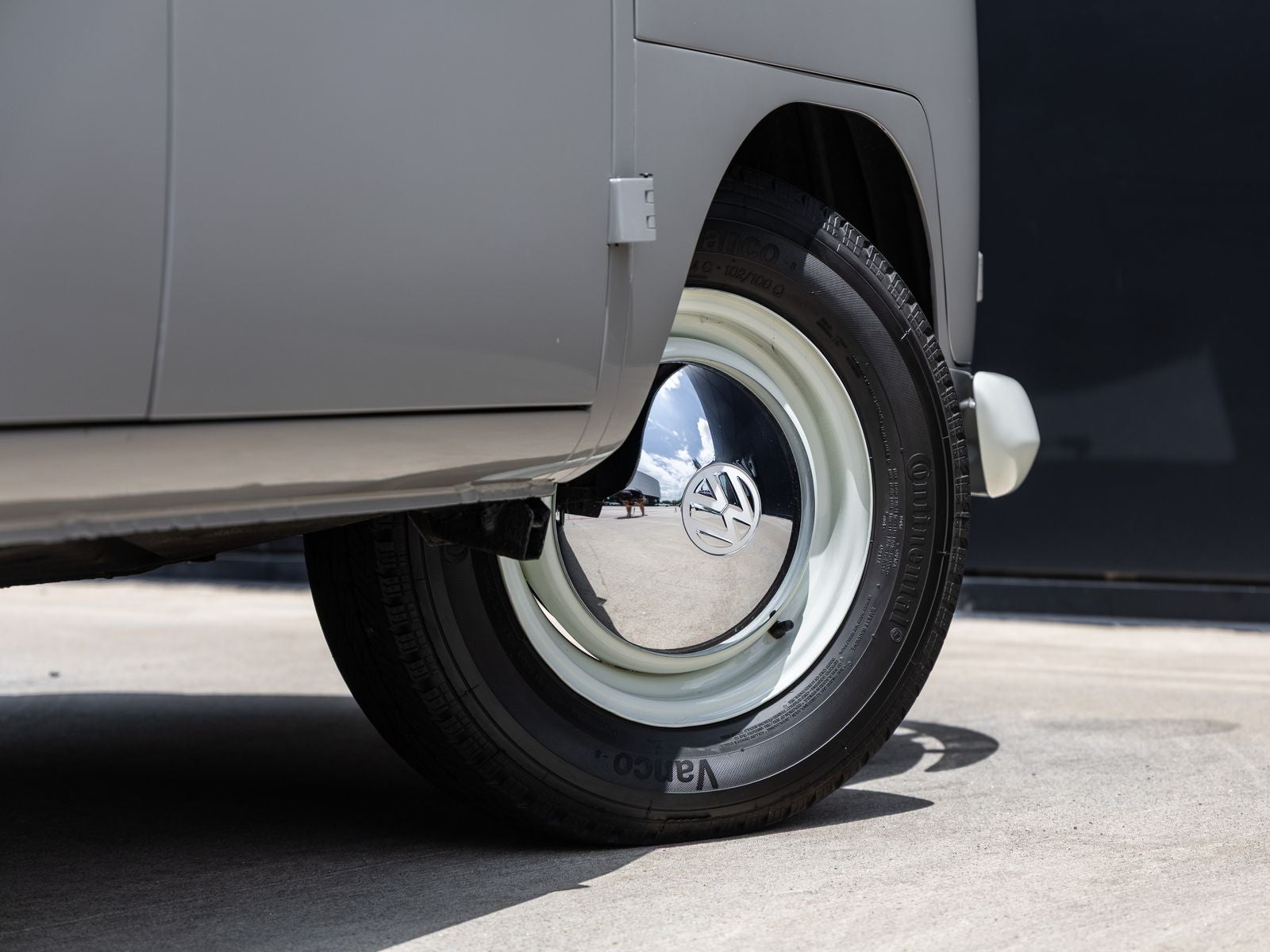 1966 Volkswagen T1 Bus Base