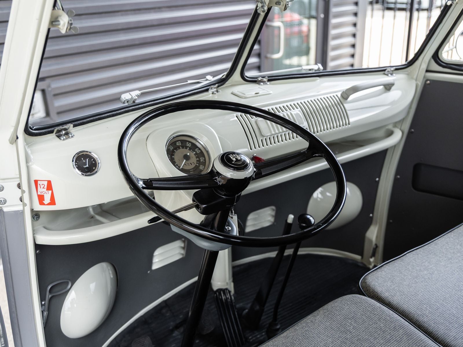 1966 Volkswagen T1 Bus Base