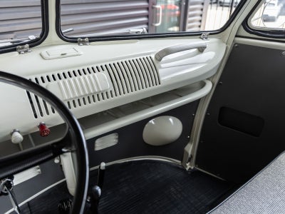 1966 Volkswagen T1 Bus Base