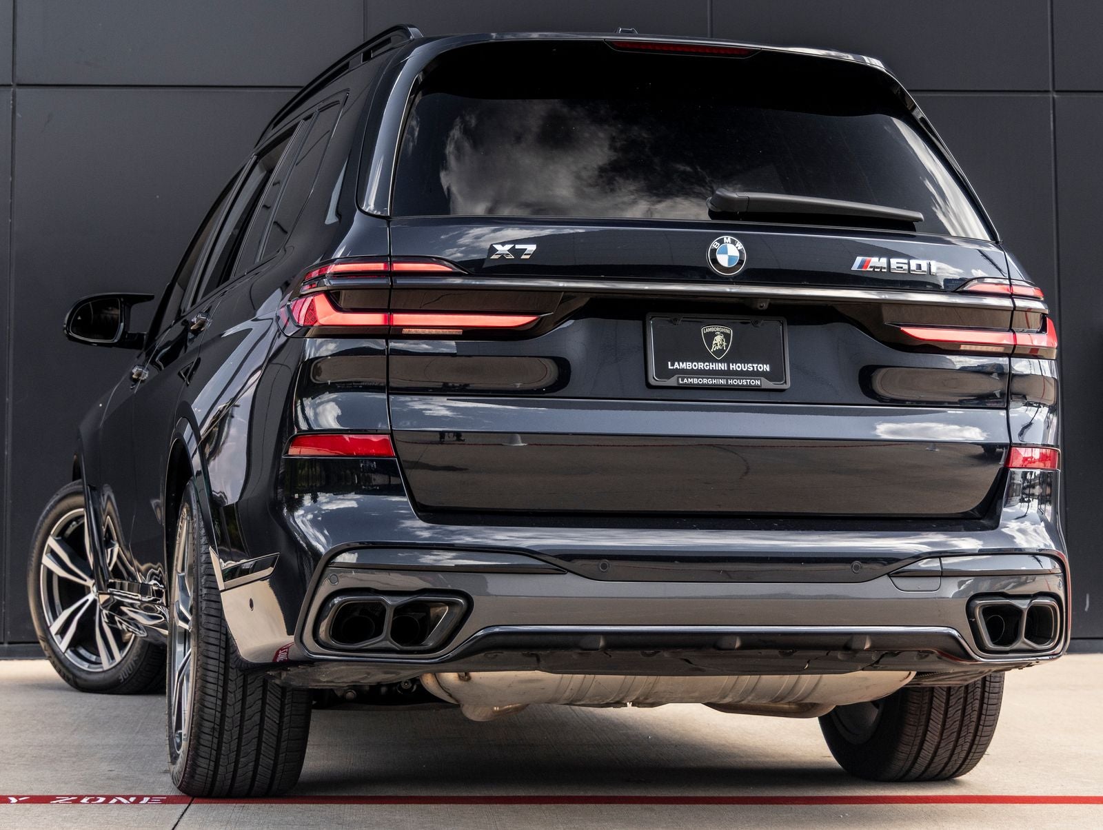 2026 BMW X7 M60i