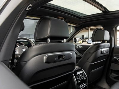 2026 BMW X6 M60i