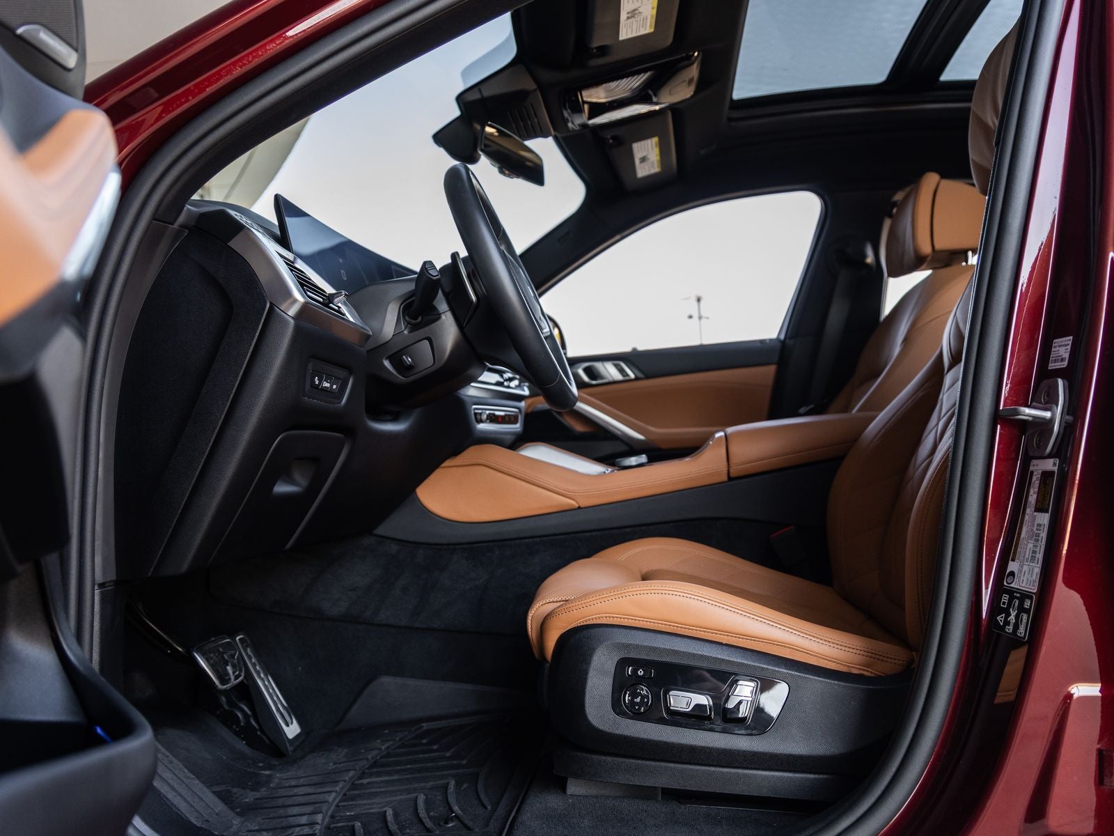 2025 BMW X6 M60i