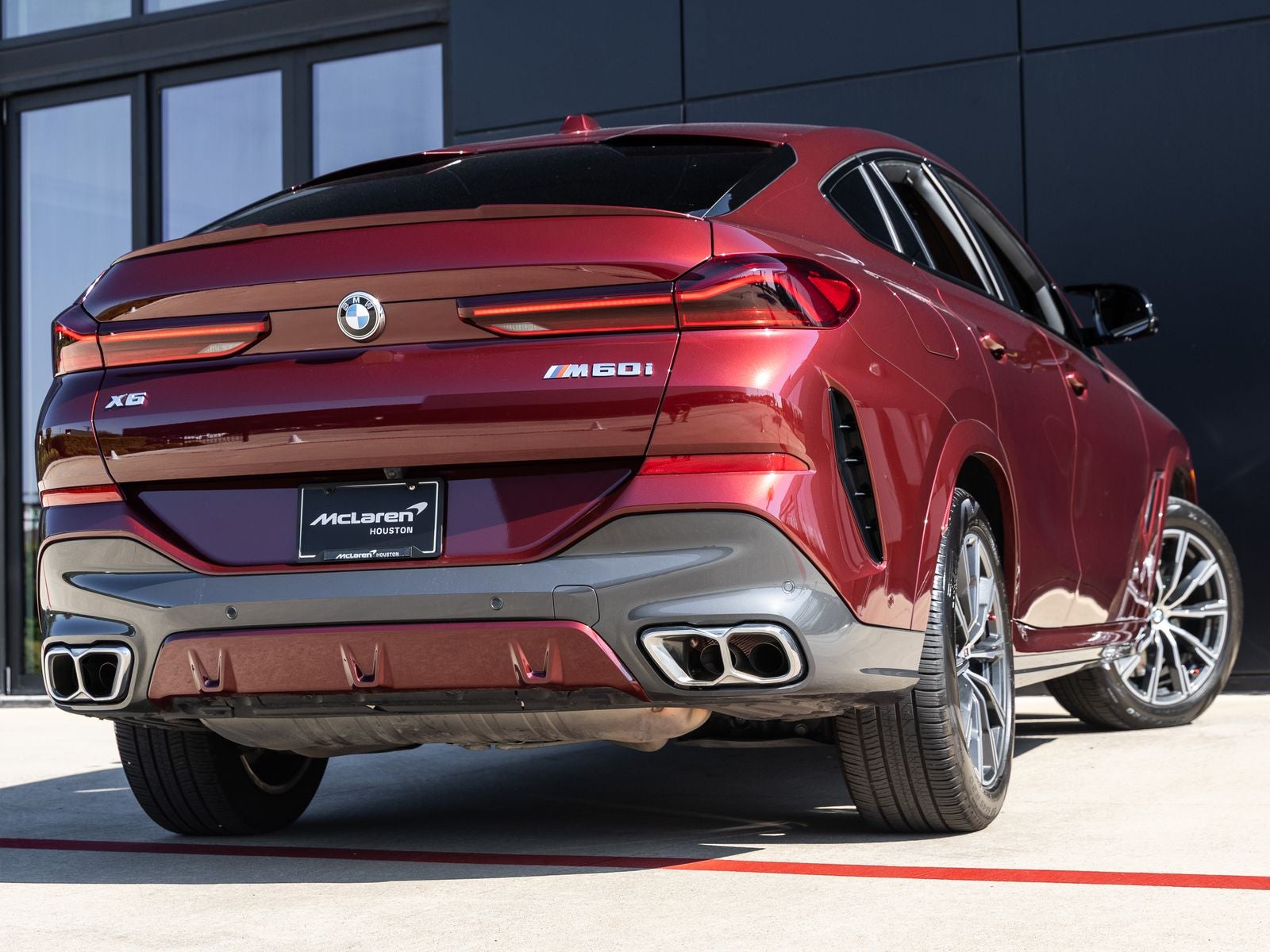 2025 BMW X6 M60i