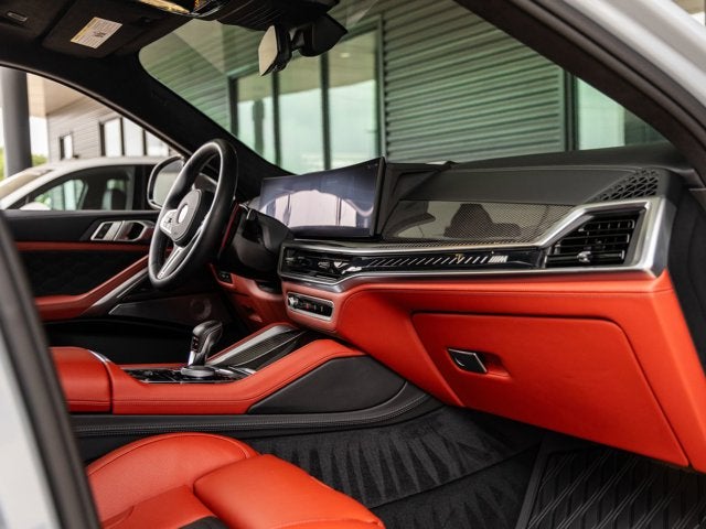 2025 BMW X6 M Base