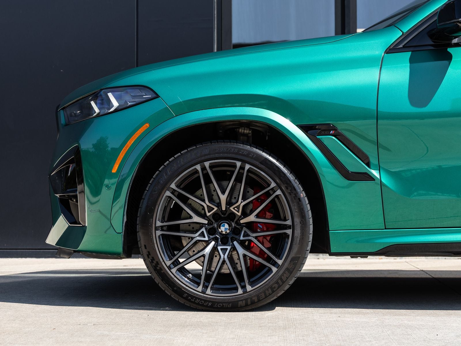 2025 BMW X6 M Competition