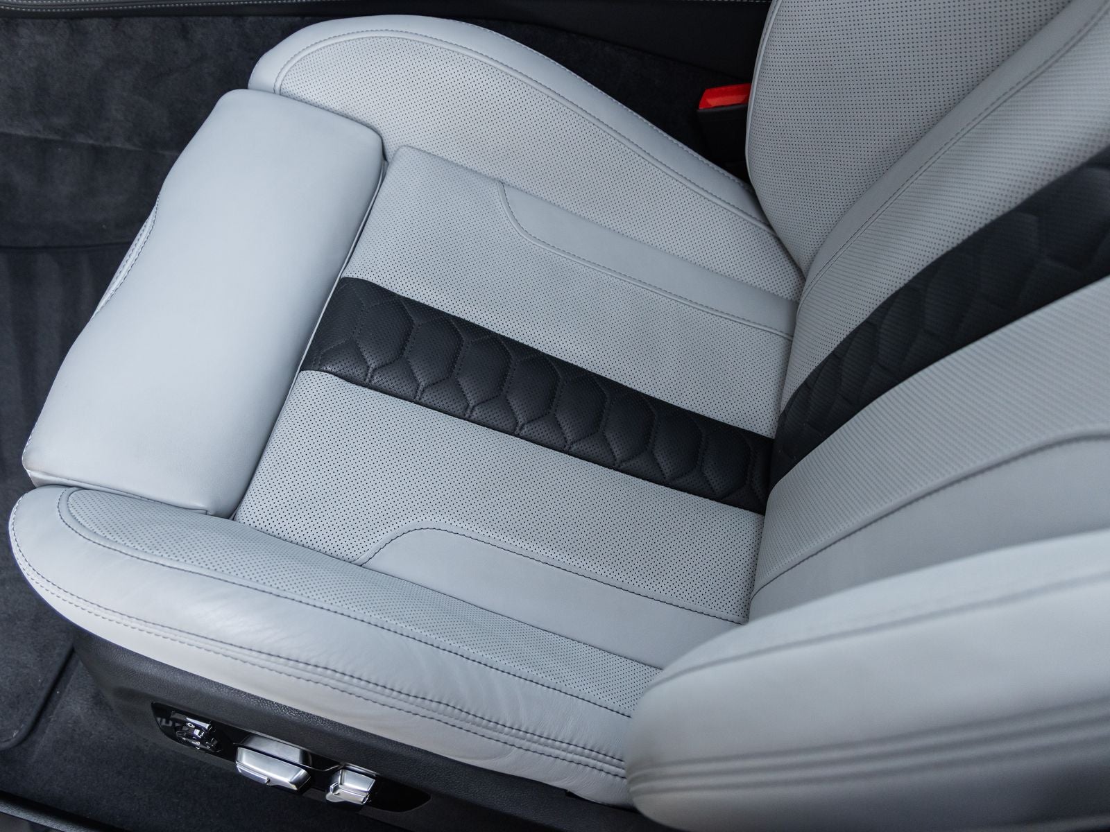 2025 BMW X6 M Competition