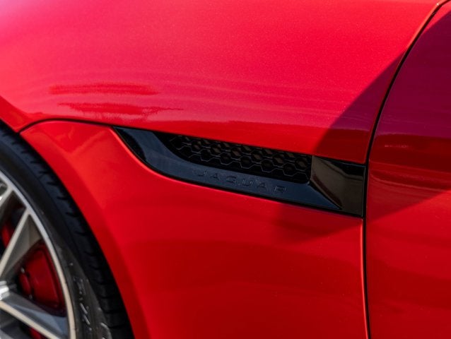 2018 Jaguar F-TYPE R