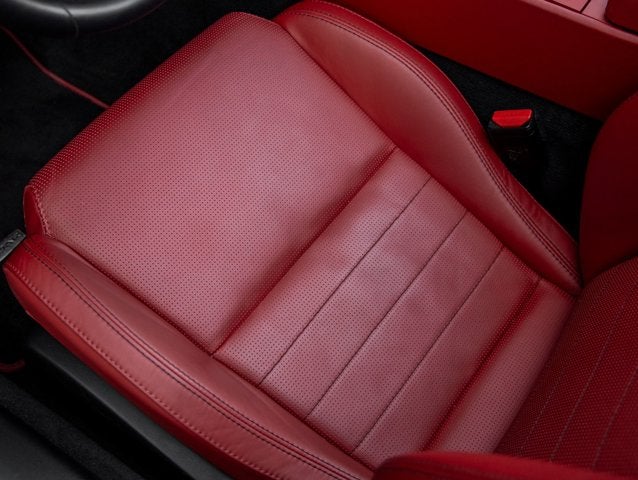 2018 Jaguar F-TYPE R