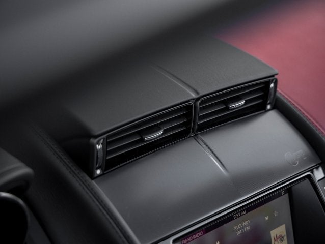 2018 Jaguar F-TYPE R