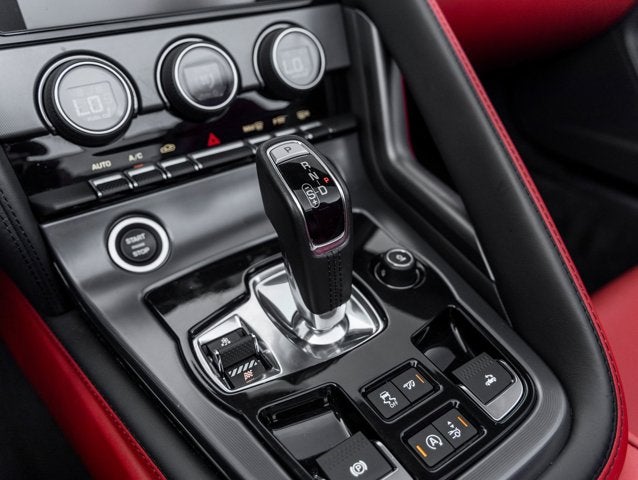 2018 Jaguar F-TYPE R