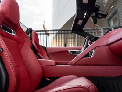 2018 Jaguar F-TYPE R