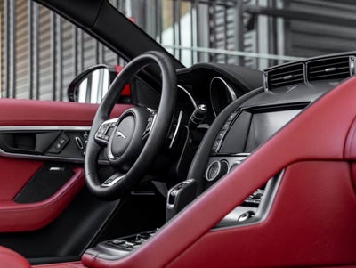 2018 Jaguar F-TYPE R