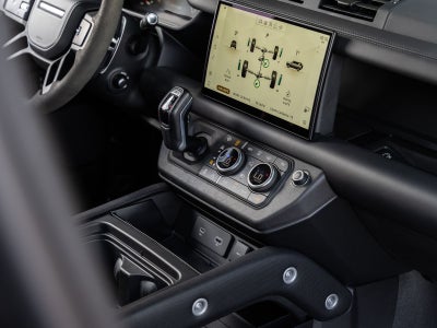 2023 Land Rover Defender 110 V8