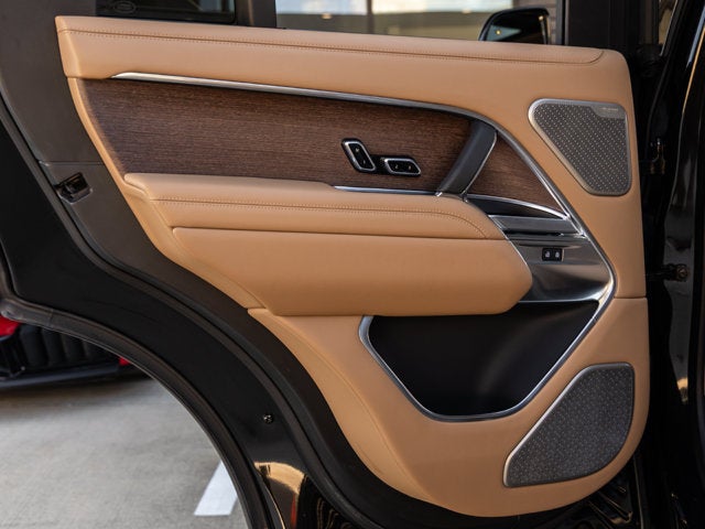 2024 Land Rover Range Rover Autobiography