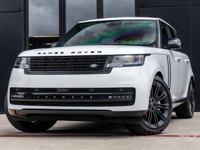 2025 Land Rover Range Rover SE