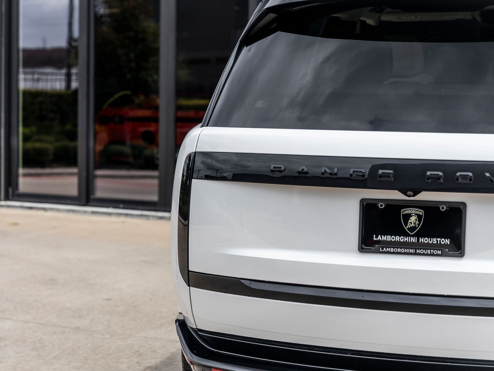 2025 Land Rover Range Rover SE