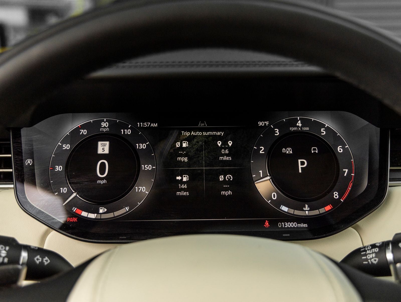 2025 Land Rover Range Rover SE