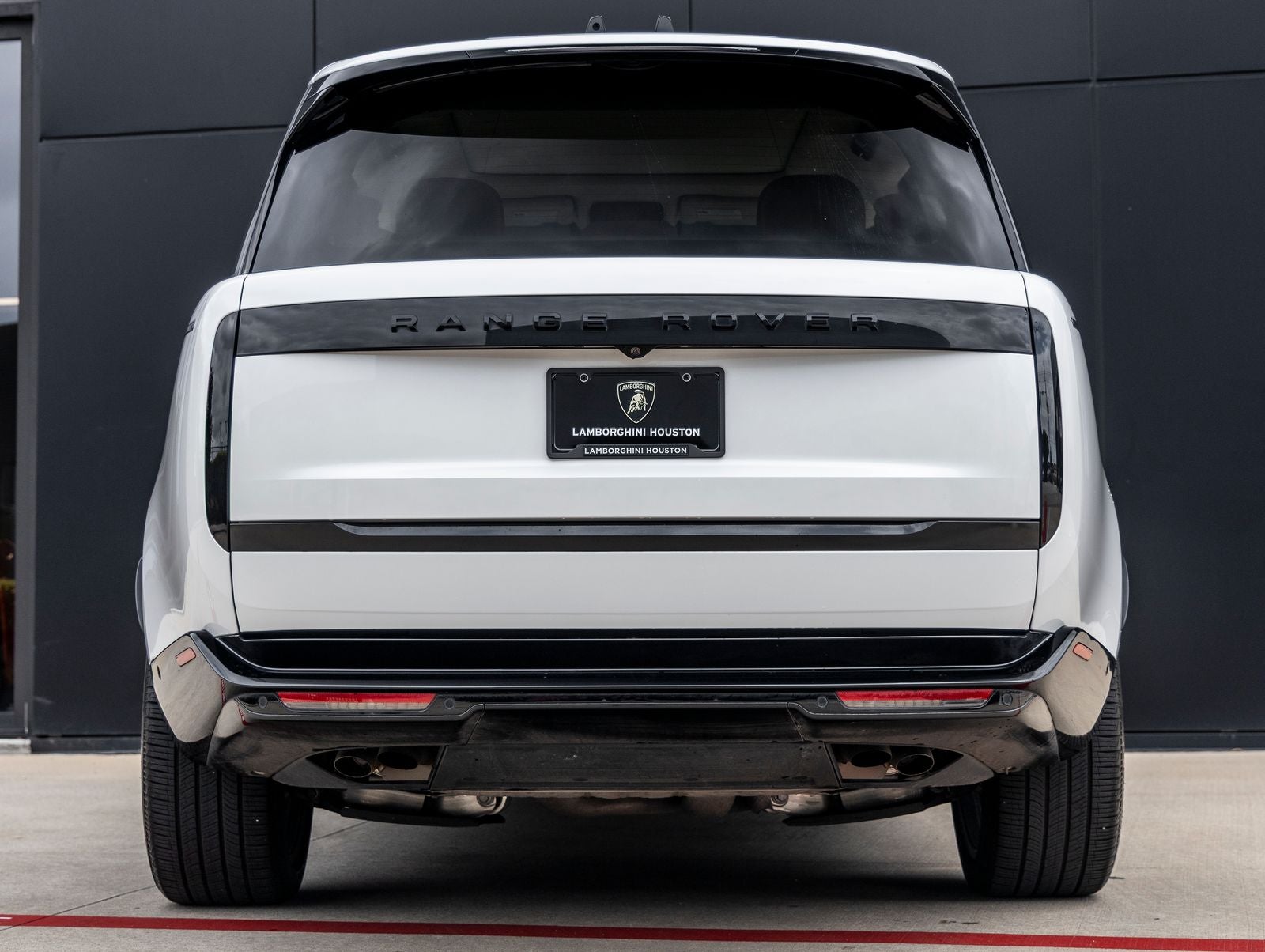 2025 Land Rover Range Rover SE
