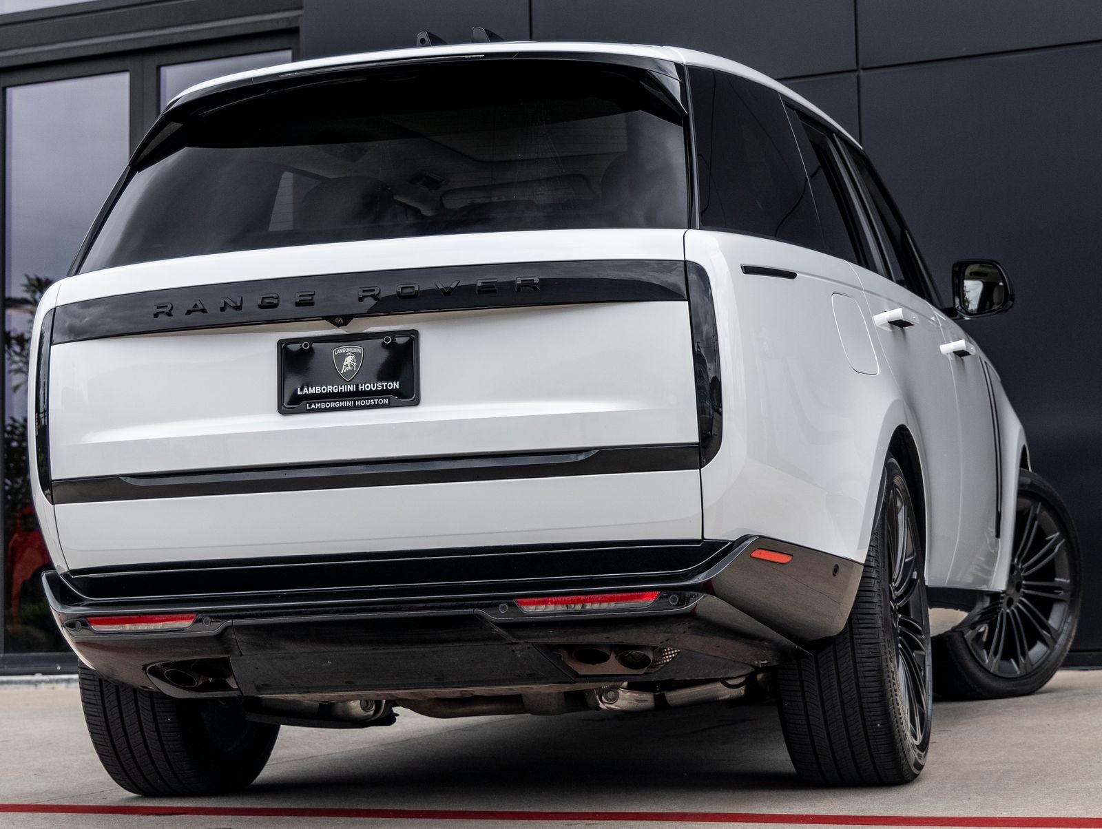2025 Land Rover Range Rover SE