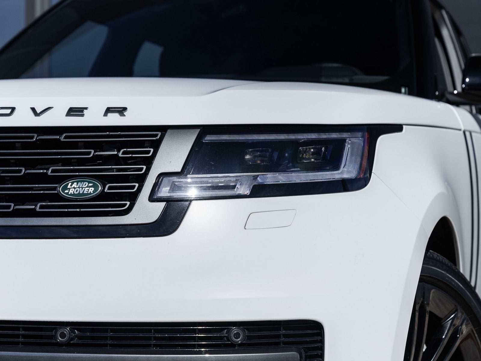 2025 Land Rover Range Rover SE