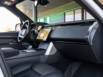 2025 Land Rover Range Rover SE