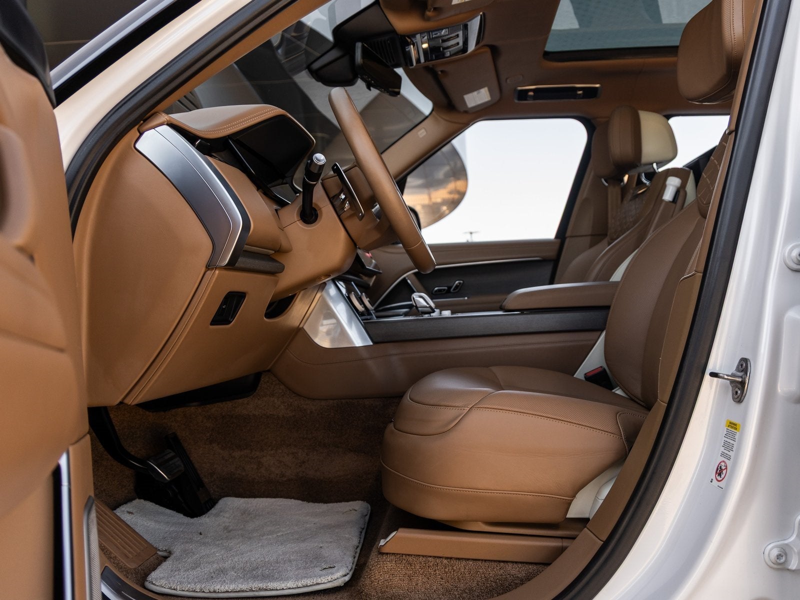 2022 Land Rover Range Rover SV