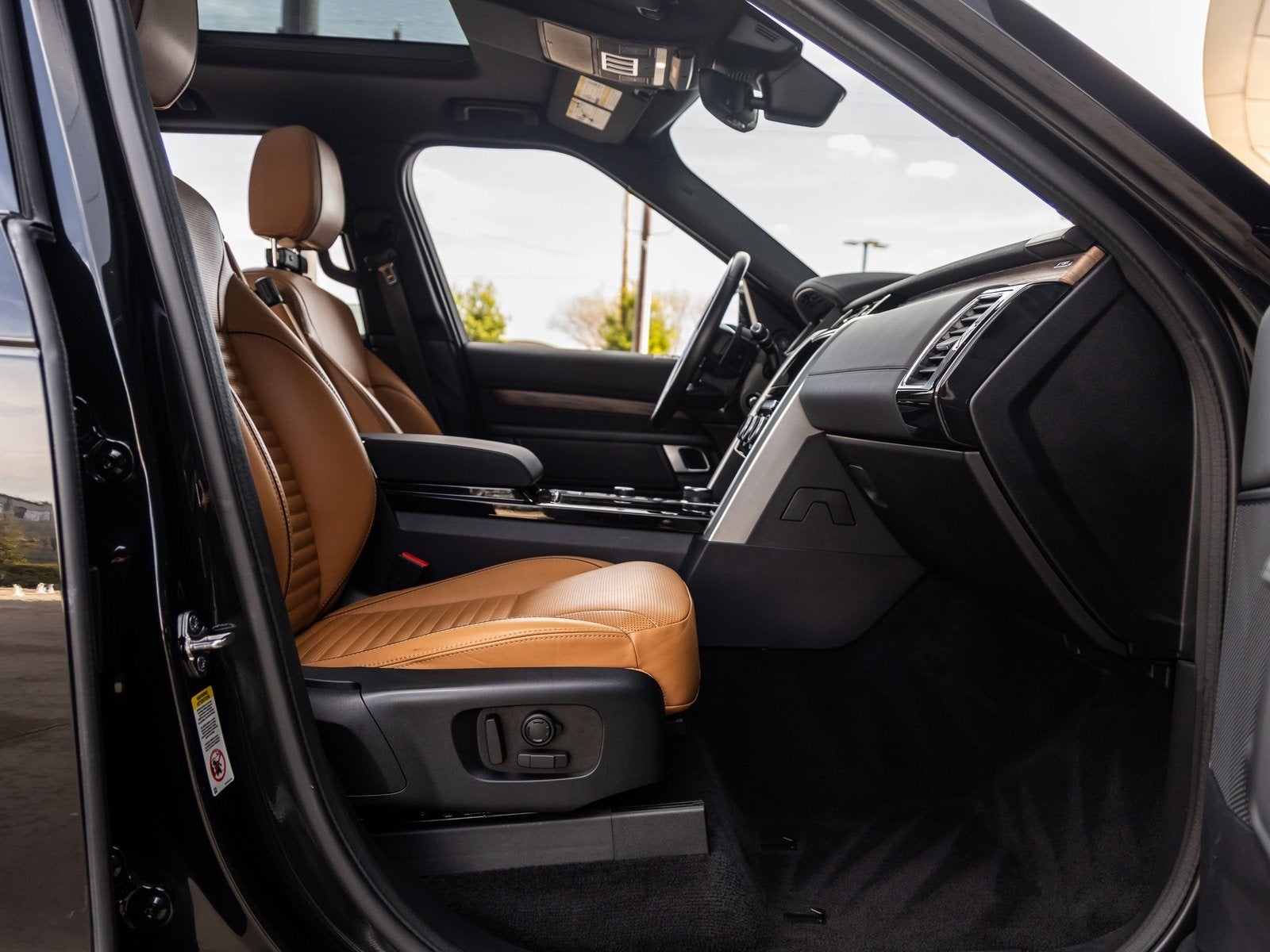 2020 Land Rover Discovery HSE