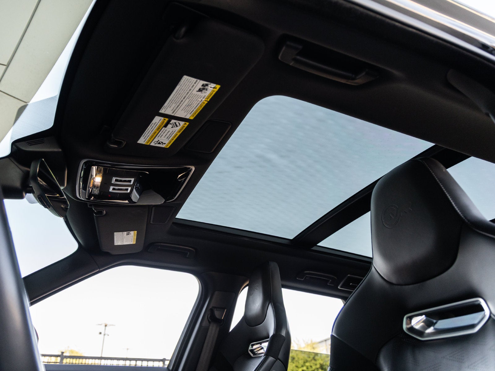 2022 Land Rover Range Rover Sport SVR