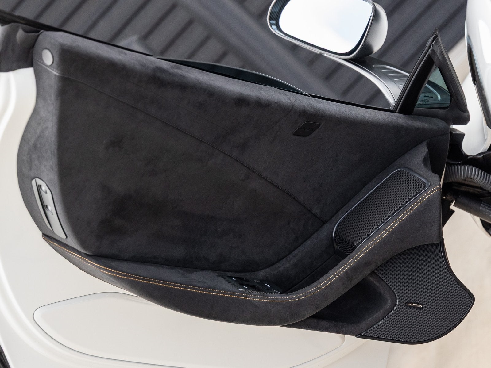 2016 McLaren 675LT Base