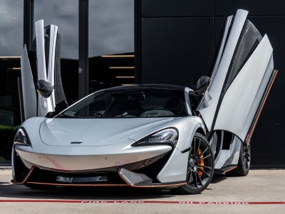 2016 McLaren 570S Base
