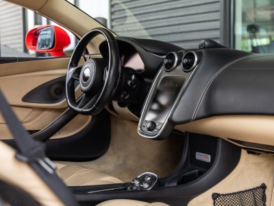2016 McLaren 570S Base
