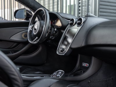 2020 McLaren 570S Base