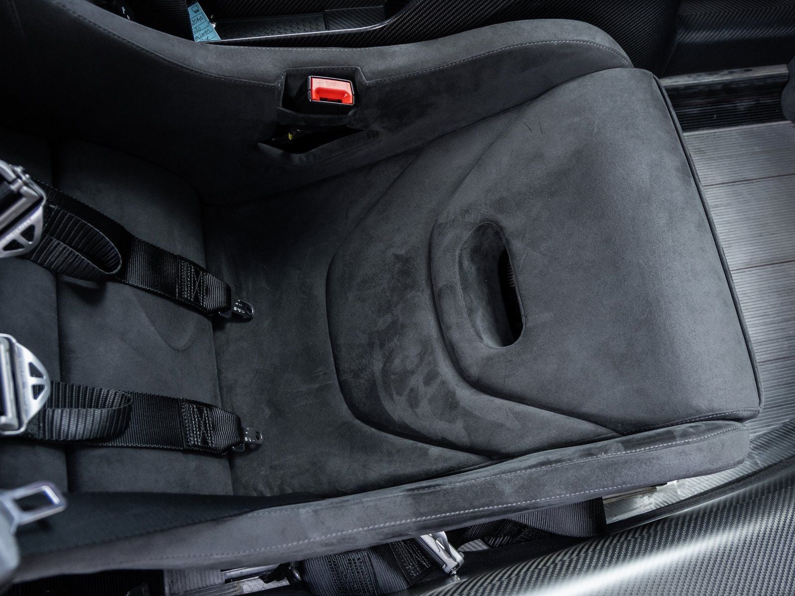 2020 McLaren 620R Base