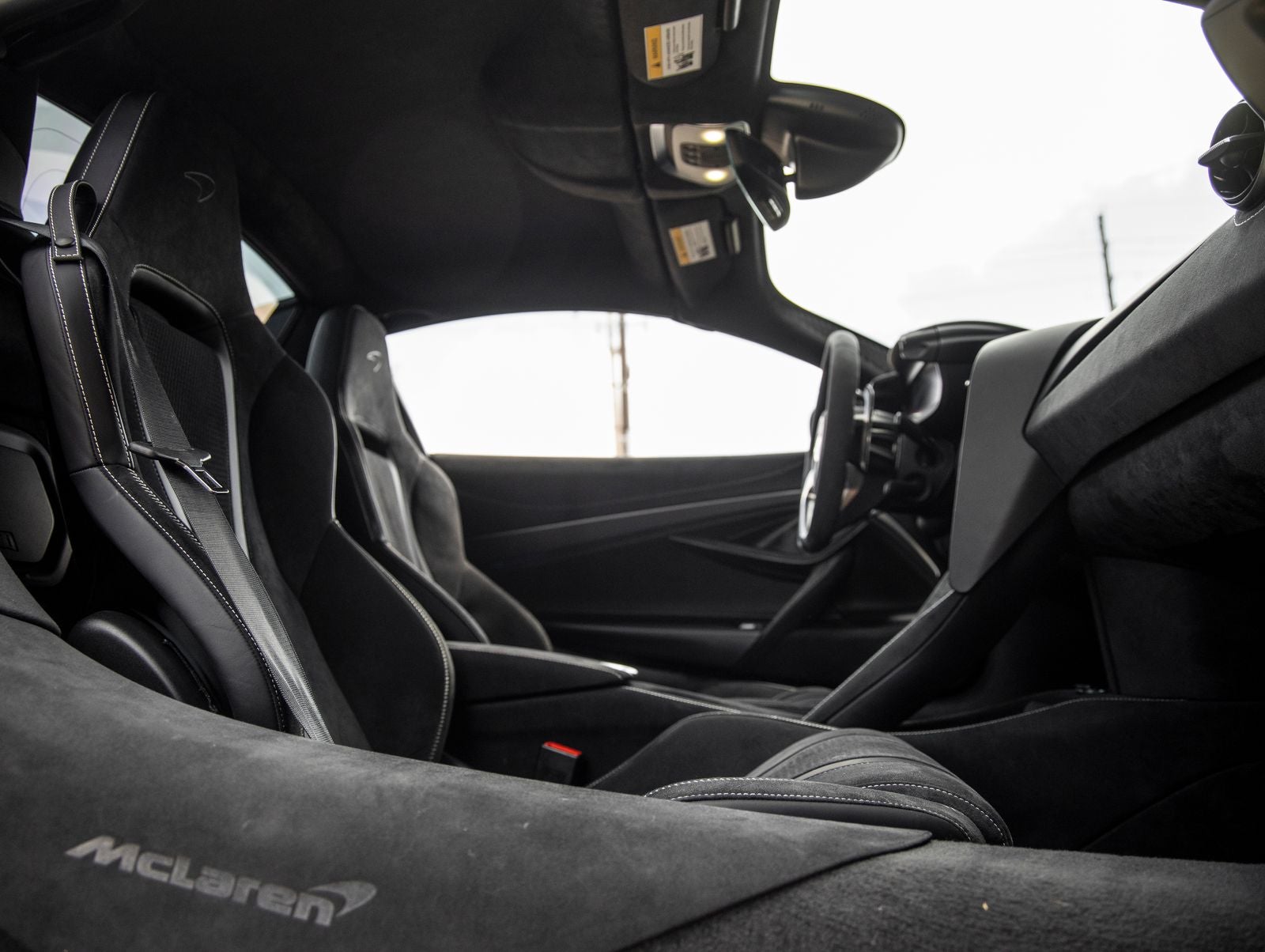 2024 McLaren 750S Base