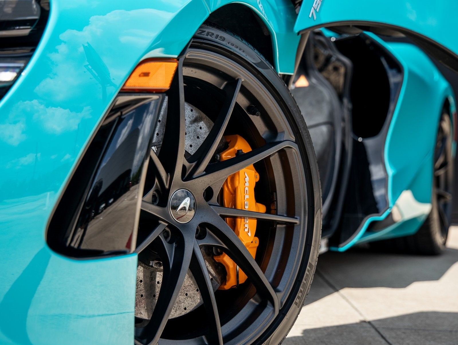 2024 McLaren 750S Base