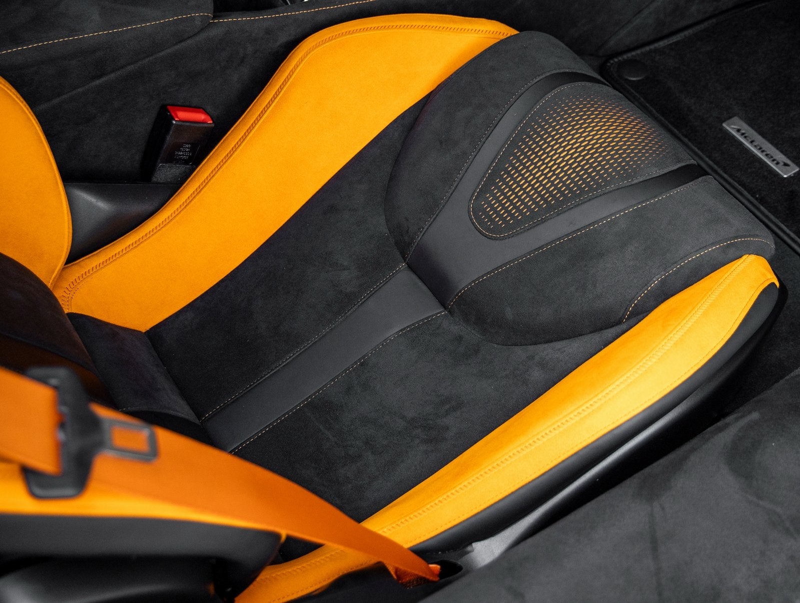 2024 McLaren 750S Base