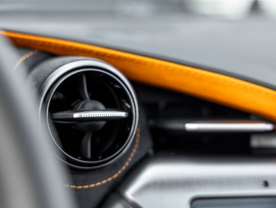 2026 McLaren 750S Base