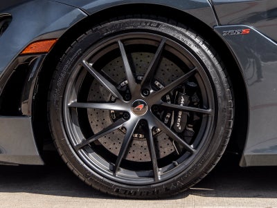 2018 McLaren 720S Base