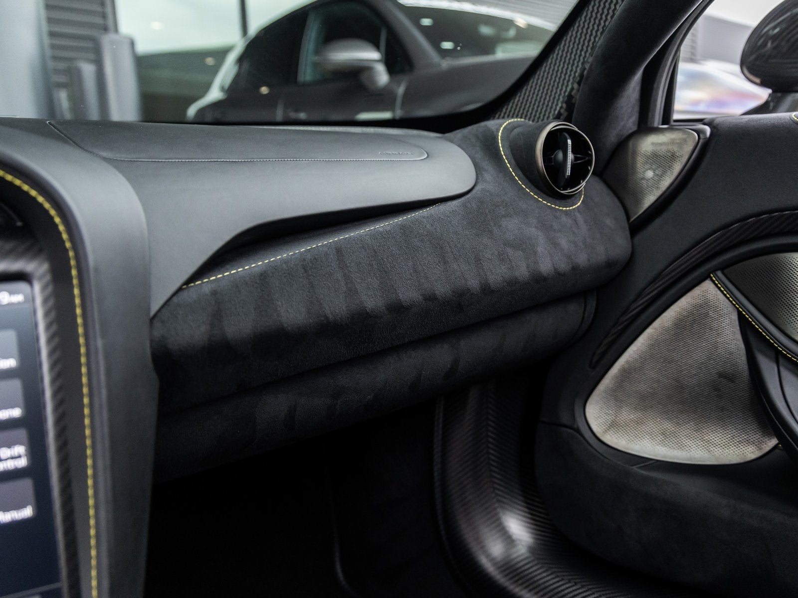 2019 McLaren 720S Base