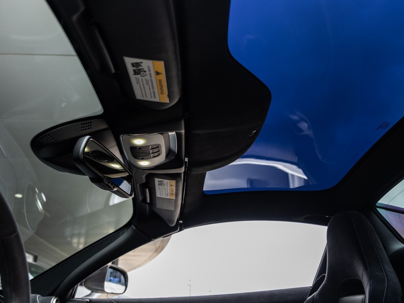 2020 McLaren 720S Base