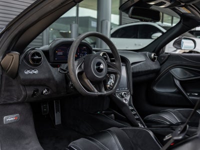 2020 McLaren 720S Base