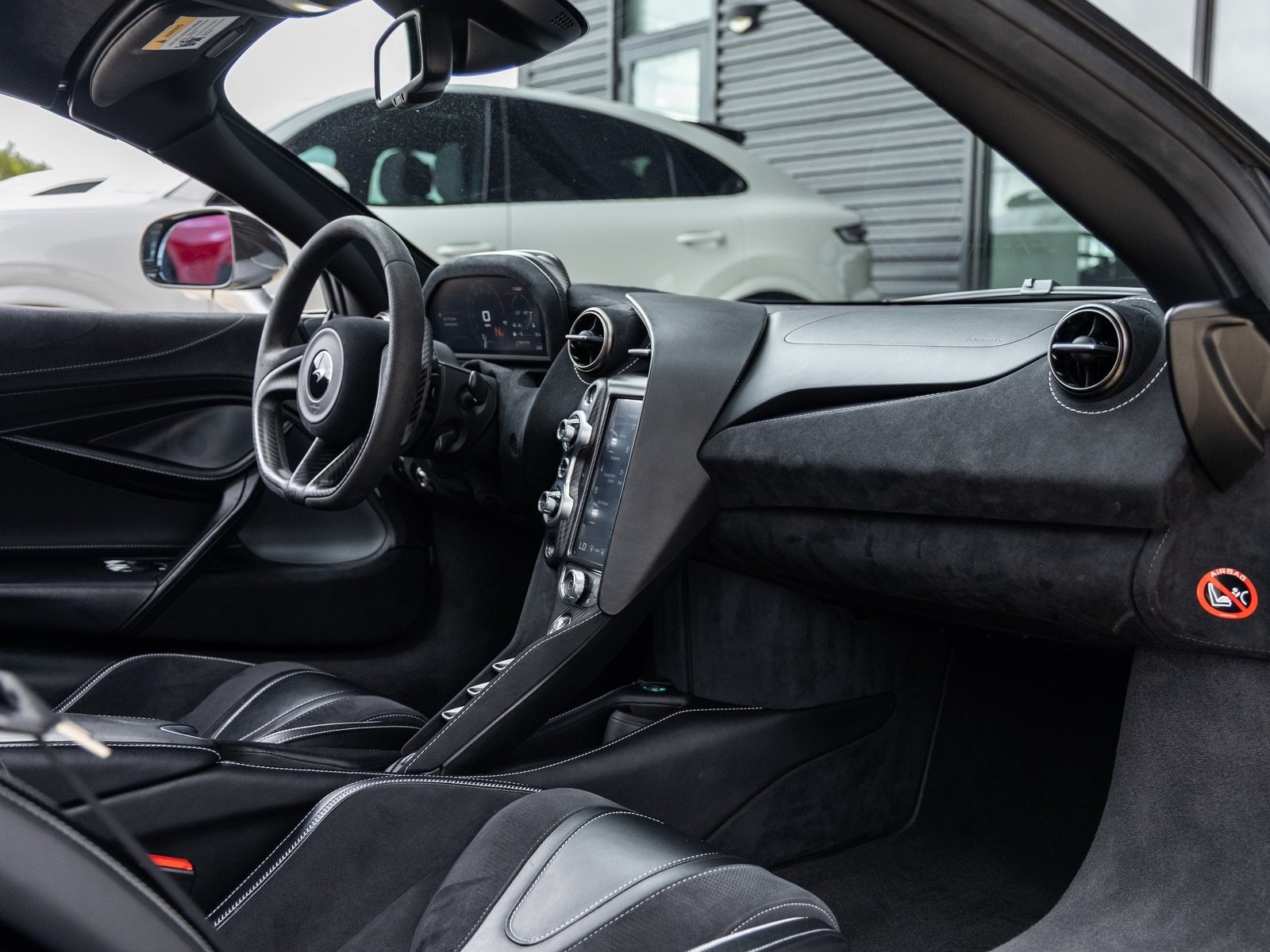 2020 McLaren 720S Base