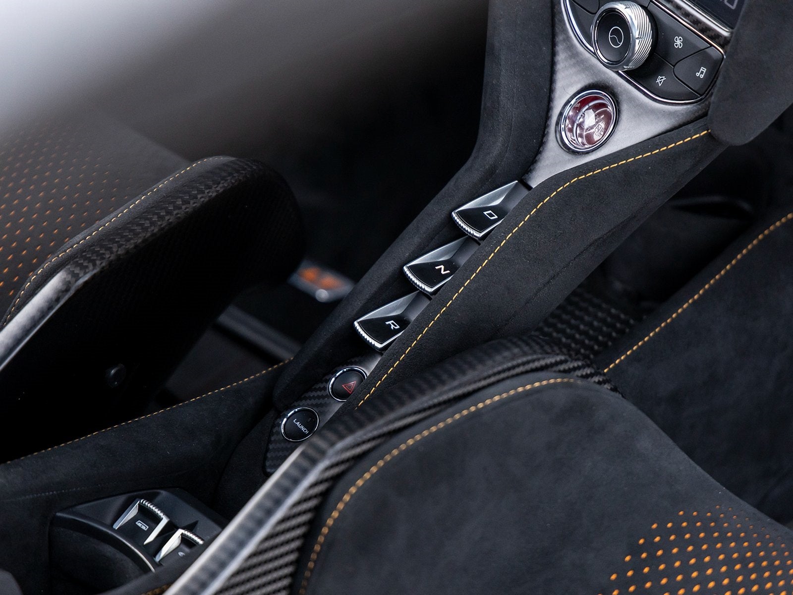 2022 McLaren 765LT Base