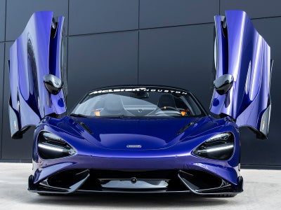 2022 McLaren 765LT Base